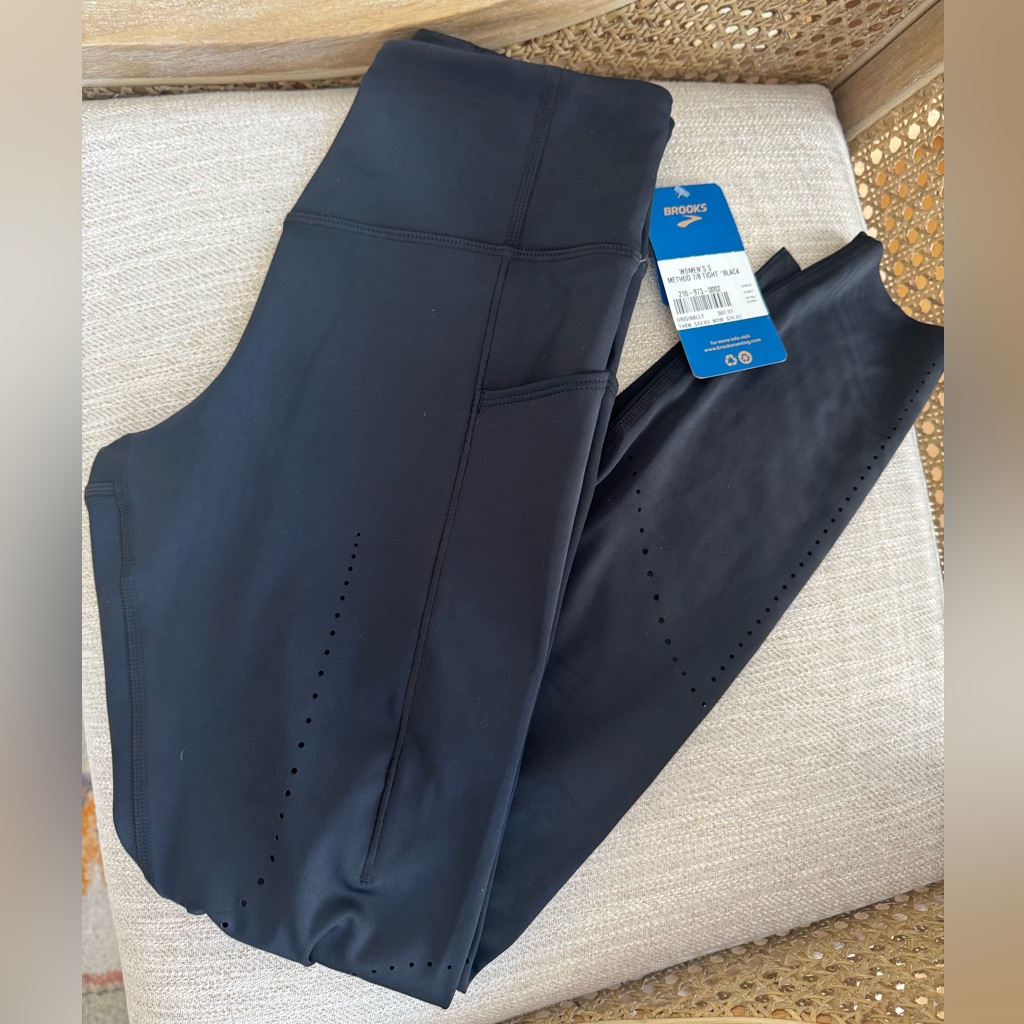Nwt Brooks 7/8 Method Running Leggings/Tights With Pockets. Size Small. Black